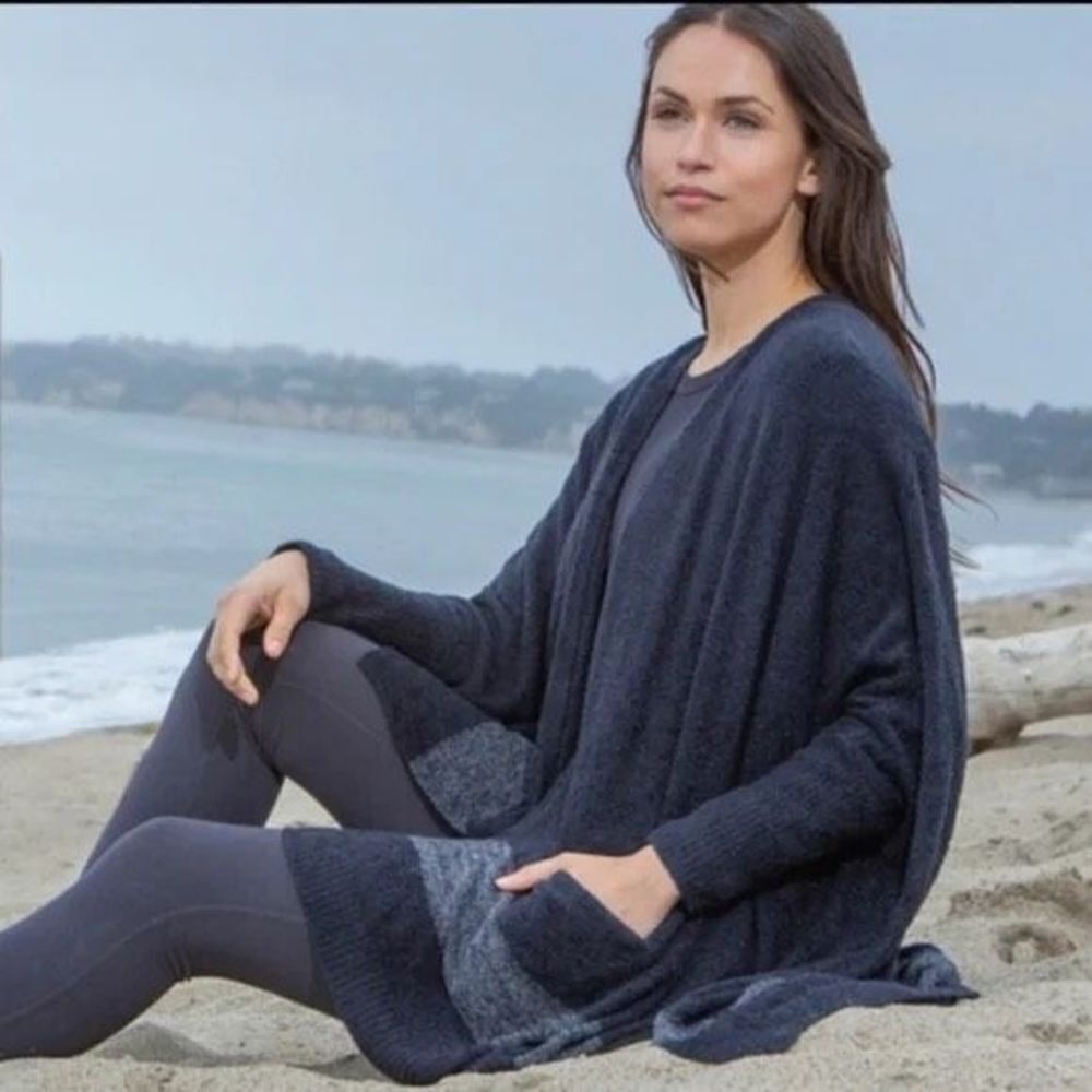 Barefoot Dreams CozyChic Lite Cliffside Cardigan Sweater Wrap Navy One Size‎
